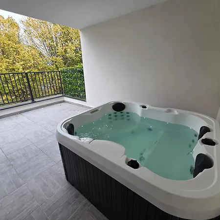 Le 46 Entre Paris Disneyland Parc Asterix Navette 公寓式酒店 *